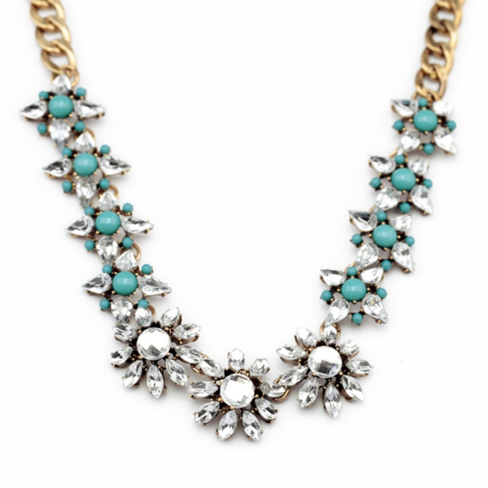 statement necklace - Picture 1 of 4